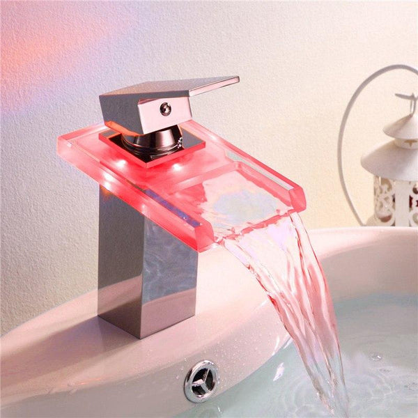LED Temperature Color - Changing Faucet