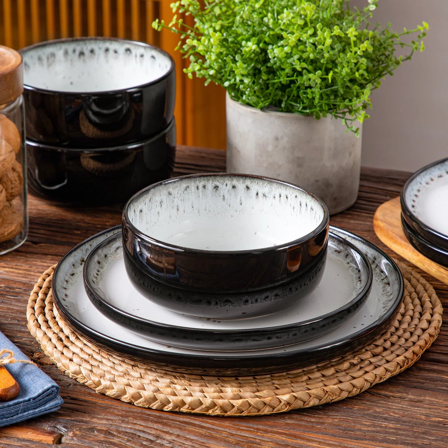 White Black Ceramic Plate Sets