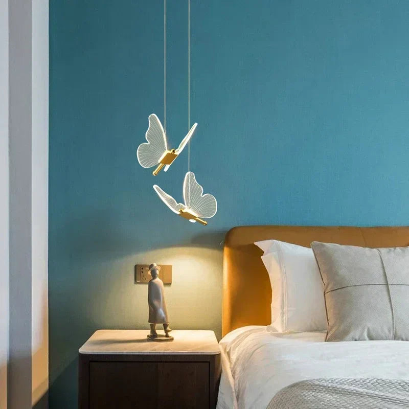 Jenna 3D-Butterfly Spiral Iron And Acrylic Chandelier