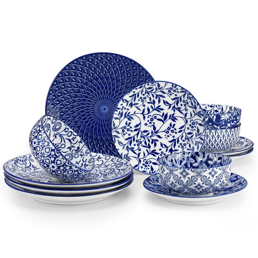 Chinese Blue and White Porcelain Plate Set