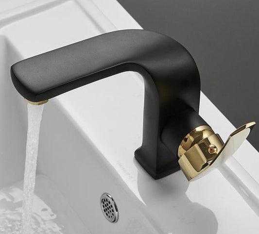 Specter - curved lux bathroom faucet