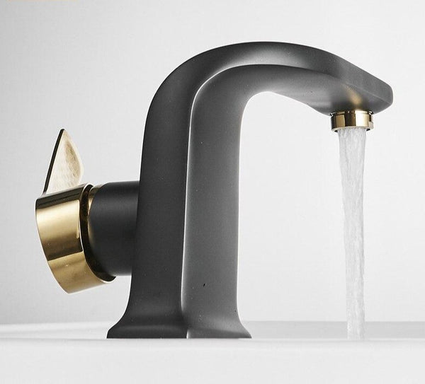 Specter - curved lux bathroom faucet