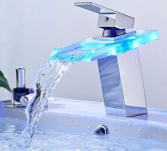 LED Temperature Color - Changing Faucet