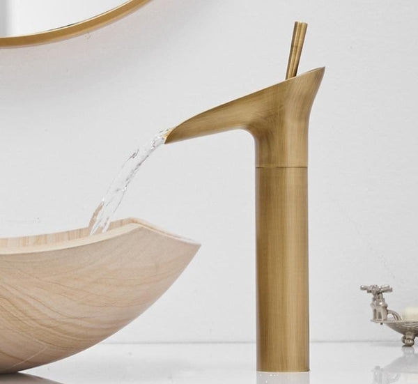 Luxury Oriental  Waterfall Faucet